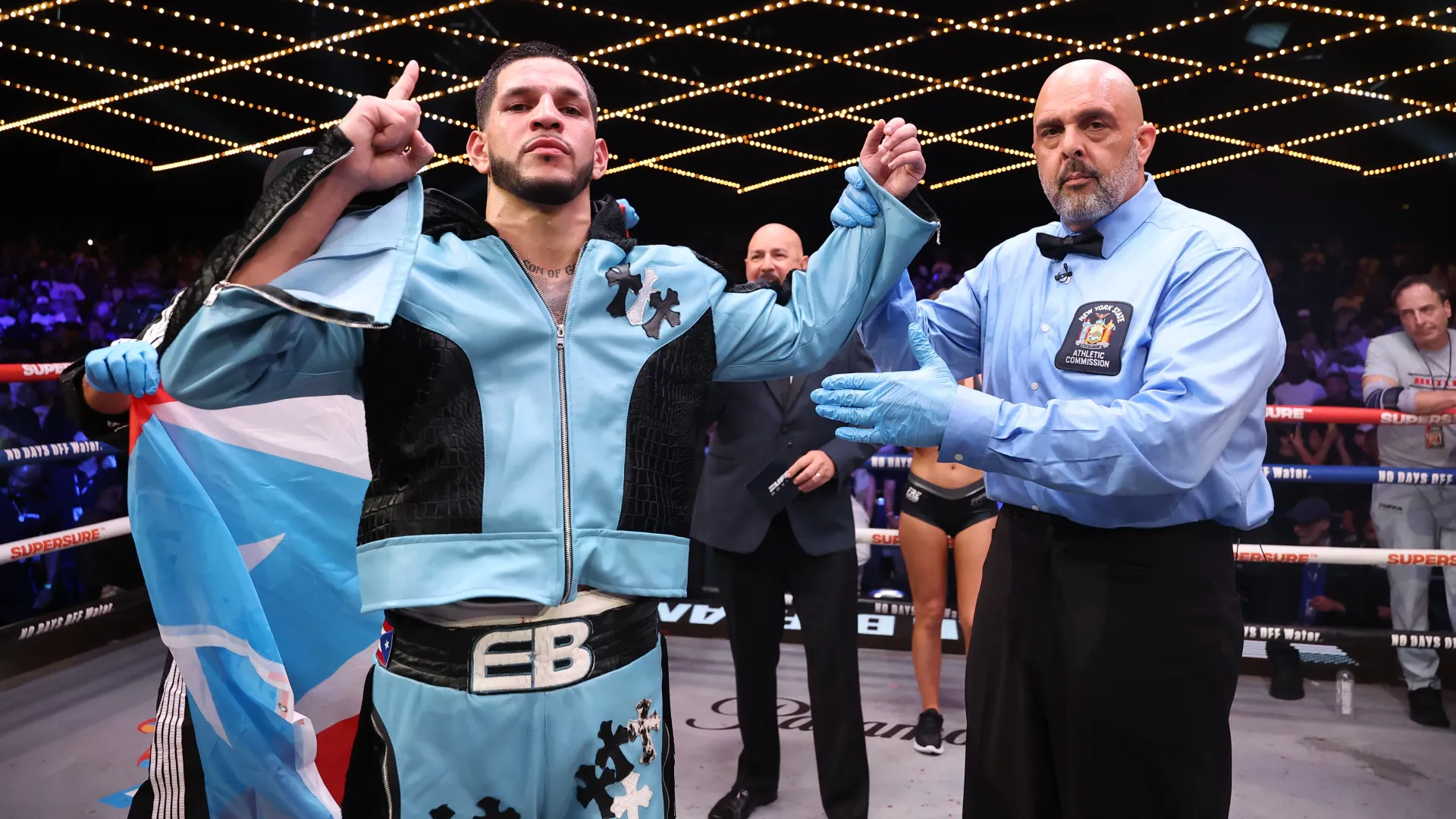 Berlanga returns to winning ways as Hitchins, Hackett and Sirenko shine at ZUFFA Boxing 9