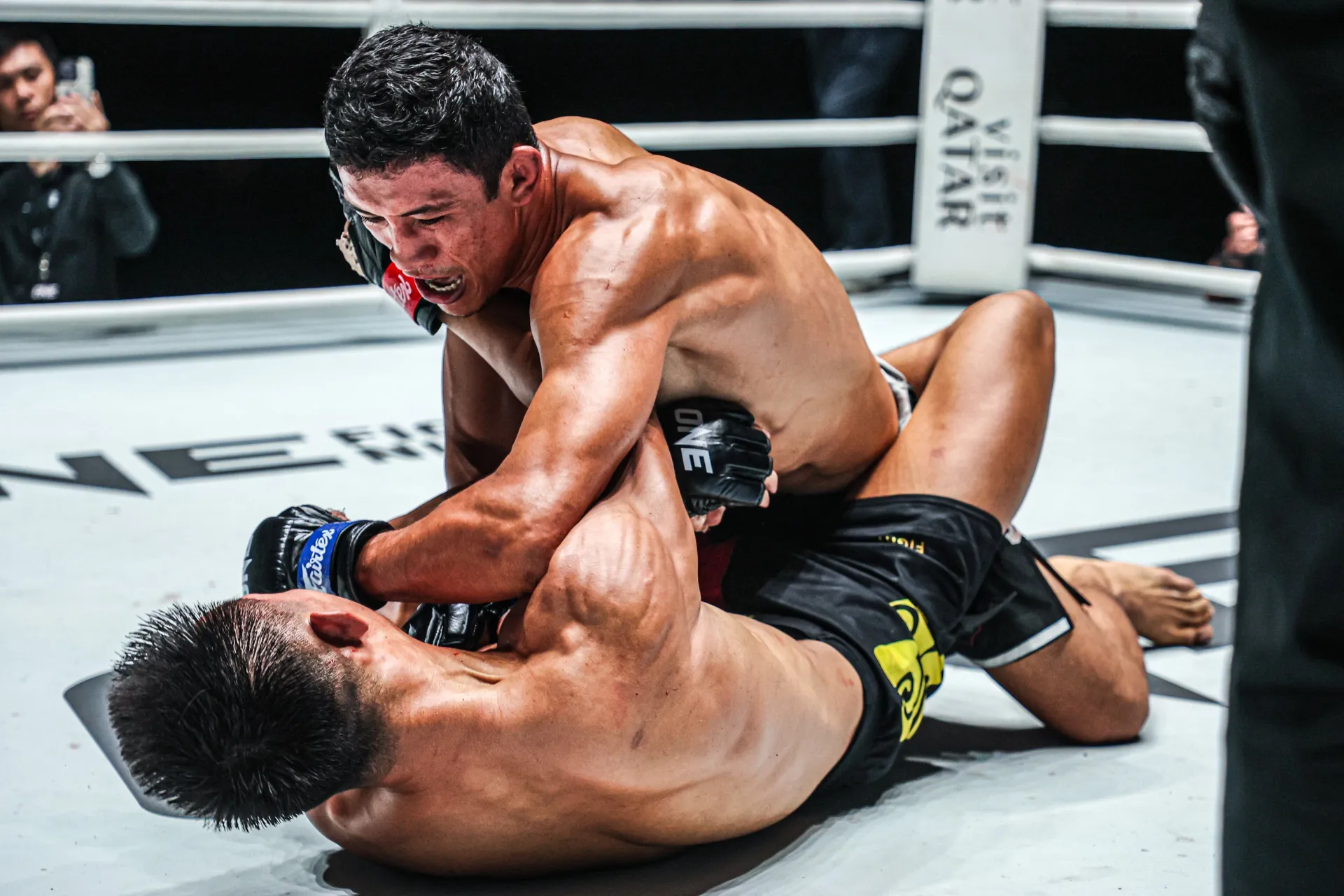 One FC Akbar.jpg
