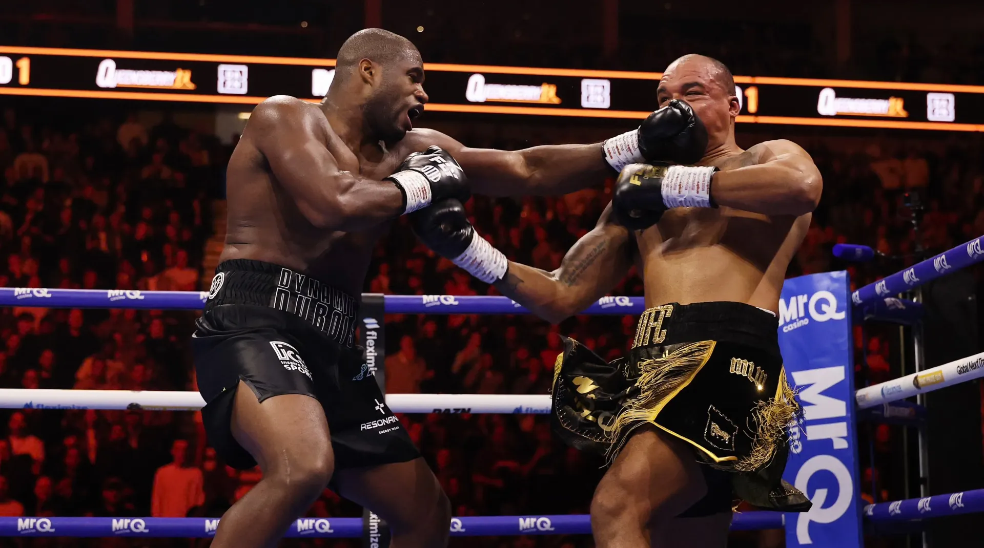 Daniel Dubois stops Fabio Wardley in second round to retain WBO heavyweight title