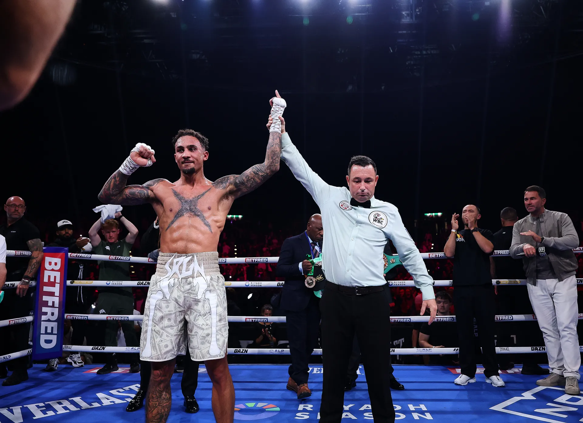 Ben Whittaker survives final-round drama to beat Conor Wallace in IBF title eliminator
